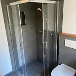 Zentrale Und Schoene Ferienwohnung