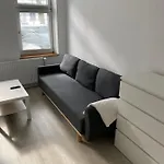 Zentrale Und Schoene Ferienwohnung